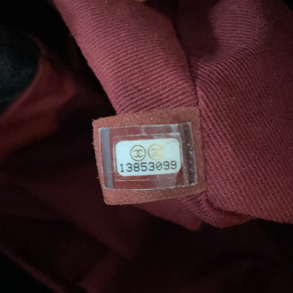 CHANEL Caviar Timeless CC Soft Tote *RARE* - Picture 8 of 13